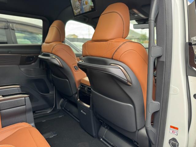 ヴェルファイア Ｚ　プレミア　ＪＢＬプレミアムサウンド　１４インチリアエンターテイメント　寒冷地仕様　デジタルミラー　左右独立ムーンルーフ　パノラミックビューモニター　ブラインドスポットモニター　スペアタイヤ　トヨタチームメイト（47枚目）