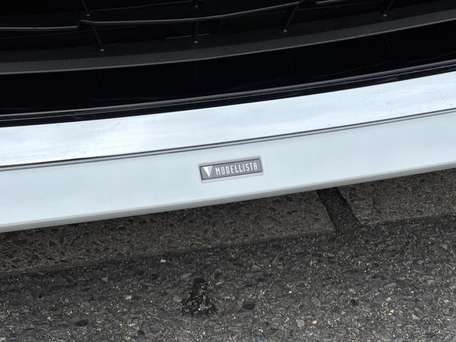 アルファード Ｚ　モデリスタ（Ｆ／Ｓ／Ｒ）　１３．２型後席モニター　左右独立ムーンルーフ　デジタルインナーミラー　トヨタチームメイト　カラーヘッドアップディスプレイ　寒冷地仕様　１４インチディスプレイ　パノラマビュー（23枚目）