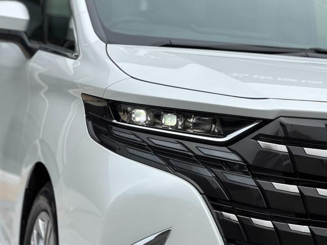 アルファード Ｚ　モデリスタ（Ｆ／Ｓ／Ｒ）　１３．２型後席モニター　左右独立ムーンルーフ　デジタルインナーミラー　トヨタチームメイト　カラーヘッドアップディスプレイ　寒冷地仕様　１４インチディスプレイ　パノラマビュー（25枚目）