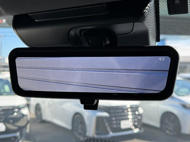 ハイエースバン ロングスーパーＧＬ　ダークプライムＳ　４ＷＤ　純正７インチナビ　パノラミックビューモニター　デジタルインナーミラー　寒冷地仕様　ＥＴＣ　黒ハーフレザーシート　両側パワースライドドア　純正１５インチスチールホイール　ＬＥＤヘッドライト（11枚目）