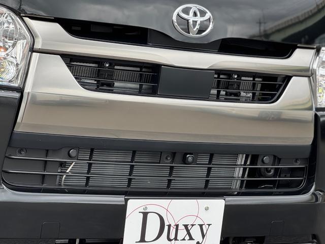 ハイエースバン ロングスーパーＧＬ　ダークプライムＳ　４ＷＤ　純正７インチナビ　パノラミックビューモニター　デジタルインナーミラー　寒冷地仕様　ＥＴＣ　黒ハーフレザーシート　両側パワースライドドア　純正１５インチスチールホイール　ＬＥＤヘッドライト（19枚目）