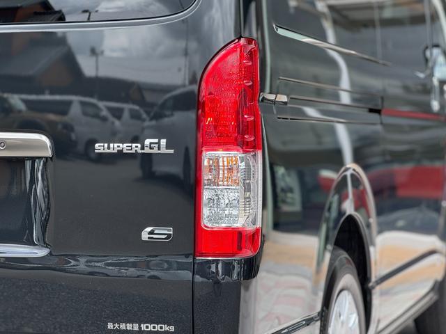 ハイエースバン ロングスーパーＧＬ　ダークプライムＳ　４ＷＤ　純正７インチナビ　パノラミックビューモニター　デジタルインナーミラー　寒冷地仕様　ＥＴＣ　黒ハーフレザーシート　両側パワースライドドア　純正１５インチスチールホイール　ＬＥＤヘッドライト（42枚目）