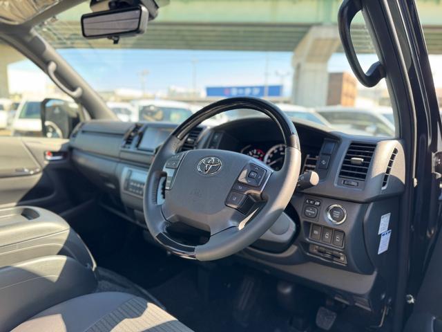 ハイエースバン ロングスーパーＧＬ　ダークプライムＳ　４ＷＤ　純正７インチナビ　パノラミックビューモニター　デジタルインナーミラー　寒冷地仕様　ＥＴＣ　黒ハーフレザーシート　両側パワースライドドア　純正１５インチスチールホイール　ＬＥＤヘッドライト（46枚目）