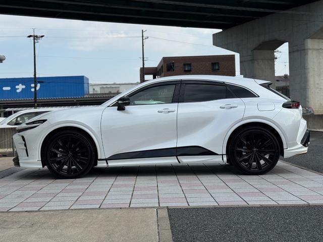 クラウンスポーツ Z モデリスタエアロ(F/S/R) パノラマルーフ デジタルミラー トヨタチームメイトアドバンストパーク パノラミックビューモニター ブラインドスポットモニター 黒レザーシート アクセサリーコンセント(34枚目)