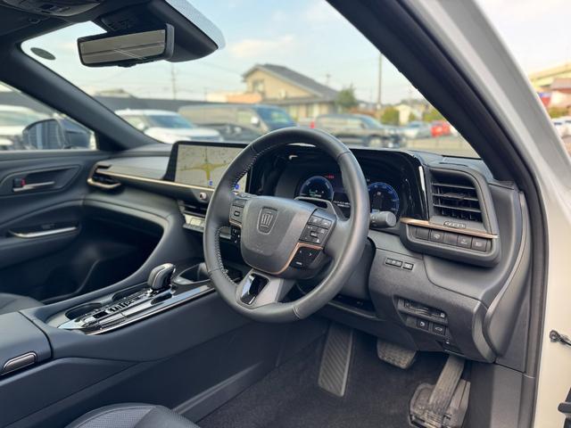 クラウンスポーツ Z モデリスタエアロ(F/S/R) パノラマルーフ デジタルミラー トヨタチームメイトアドバンストパーク パノラミックビューモニター ブラインドスポットモニター 黒レザーシート アクセサリーコンセント(48枚目)