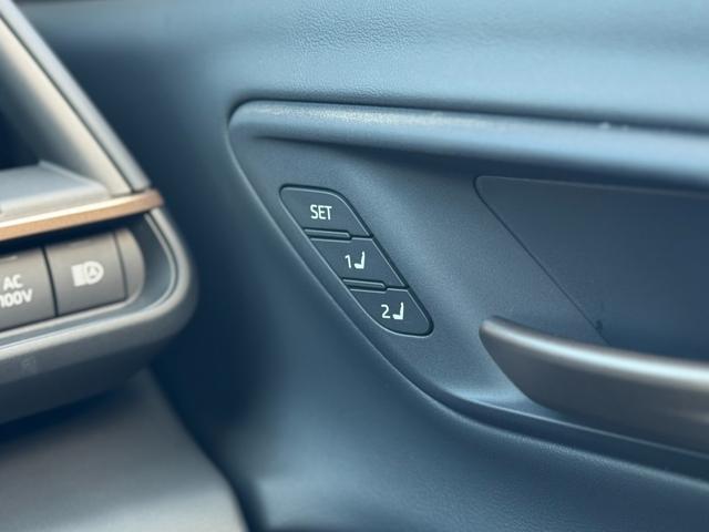 クラウンスポーツ Z モデリスタエアロ(F/S/R) パノラマルーフ デジタルミラー トヨタチームメイトアドバンストパーク パノラミックビューモニター ブラインドスポットモニター 黒レザーシート アクセサリーコンセント(71枚目)