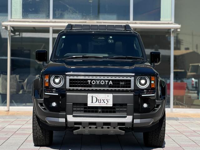 ランドクルーザー２５０ ＶＸ　丸目ＬＬＥＤヘッドライト　モデリスタパッケージ　シグネチャーイルミ　オーバーフェンダー　２０インチＡＷ　ルーフラック　デジタルインナーミラー　ムーンルーフ　パノラマビュー　ブラインドスポットモニター（13枚目）