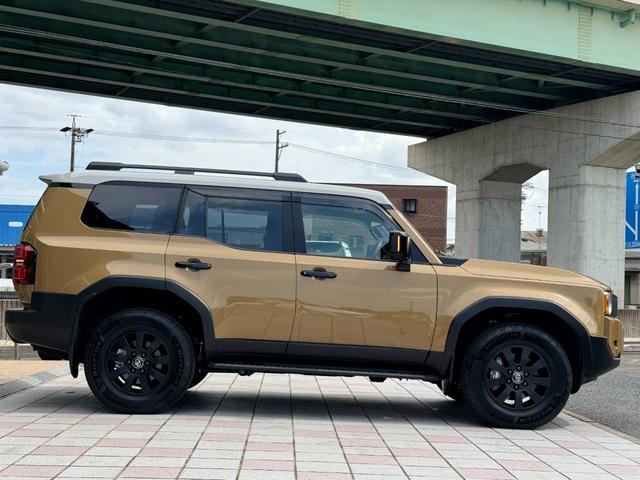 ランドクルーザー２５０ ＺＸファーストエディション　丸目ＬＥＤヘッドランプ　ＪＢＬプレミアムサウンド　　ハンズフリーパワーバックドア　トヨタチームメイト　ムーンルーフ　デジタルインナーミラー　１２．３インチディスプレイ　パノラミックビューモニター（6枚目）