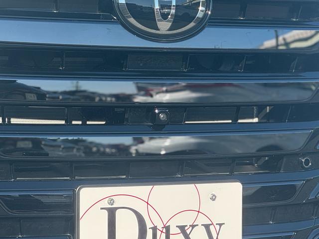 パノラミックビューモニター搭載☆上から見下ろした映像で駐車をサポートしてくれます☆彡