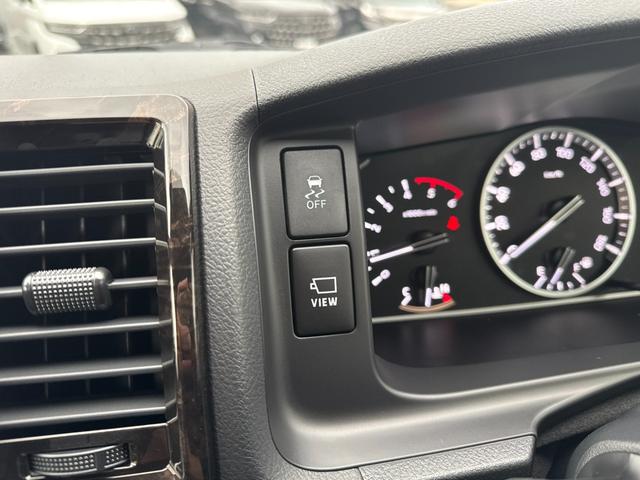 ハイエースバン ロングスーパーGL ダークプライムS パノラミックビューモニター デジタルインナーミラー 両側パワースライドドア LEDヘッド・フォグライト 黒ハーフレザーシート 純正15インチスチールホイール アクセサリーコンセント スマートキー(10枚目)