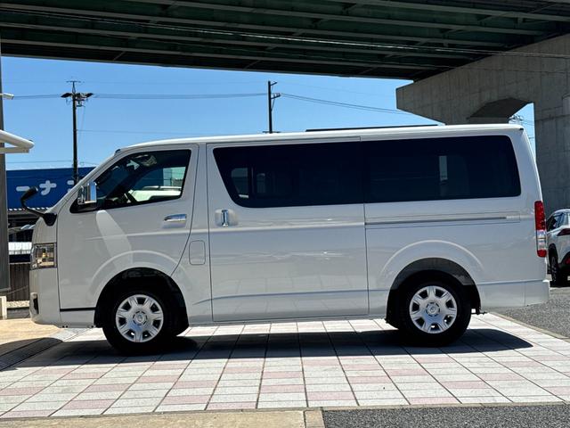 ハイエースバン ロングスーパーGL ダークプライムS パノラミックビューモニター デジタルインナーミラー 両側パワースライドドア LEDヘッド・フォグライト 黒ハーフレザーシート 純正15インチスチールホイール アクセサリーコンセント スマートキー(28枚目)