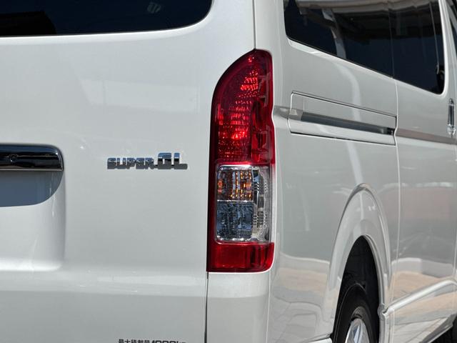 ハイエースバン ロングスーパーGL ダークプライムS パノラミックビューモニター デジタルインナーミラー 両側パワースライドドア LEDヘッド・フォグライト 黒ハーフレザーシート 純正15インチスチールホイール アクセサリーコンセント スマートキー(39枚目)