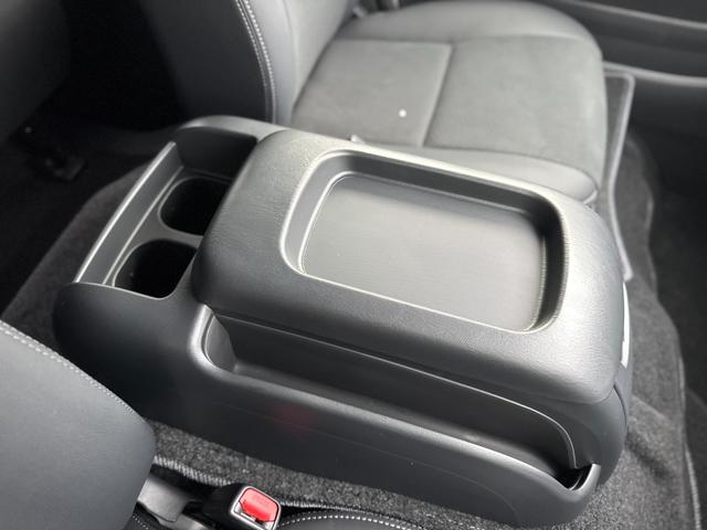 ハイエースバン ロングスーパーGL ダークプライムS パノラミックビューモニター デジタルインナーミラー 両側パワースライドドア LEDヘッド・フォグライト 黒ハーフレザーシート 純正15インチスチールホイール アクセサリーコンセント スマートキー(55枚目)