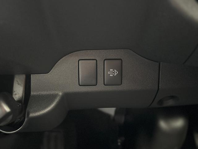 ハイエースバン ロングスーパーGL ダークプライムS パノラミックビューモニター デジタルインナーミラー 両側パワースライドドア LEDヘッド・フォグライト 黒ハーフレザーシート 純正15インチスチールホイール アクセサリーコンセント スマートキー(65枚目)