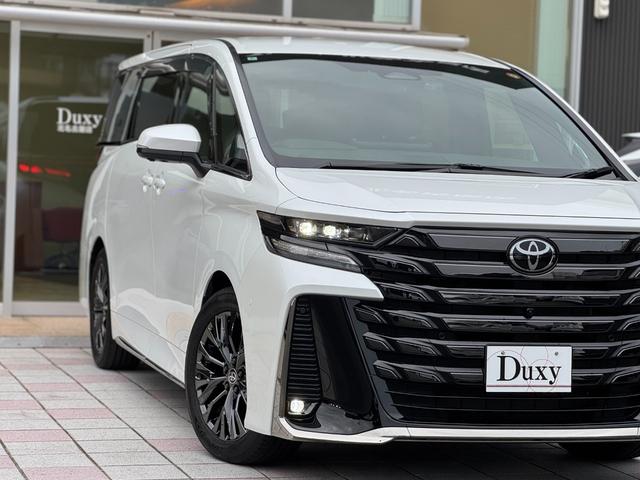 ヴェルファイアハイブリッド Ｚ　プレミア　１３．２型有機ＥＬ後席モニター　デジタルインナーミラー　左右独立ムーンルーフ　トヨタチームメイトアドバンストパーク　カラーヘッドアップディスプレイ　パノラミックビューモニター　ブラインドスポットモニタ（20枚目）