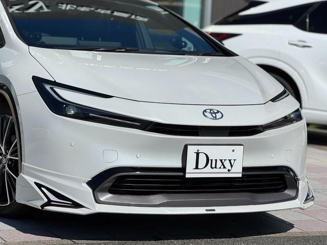 プリウス Ｚ　モデリスタエアロ（Ｆ／Ｓ／Ｒ）　パノラマルーフ　デジタルインナーミラー　寒冷地仕様　１２．３インチディスプレイオーディオ　パノラミックビューモニター　ブラインドスポットモニター　純正１９インチＡＷ（17枚目）