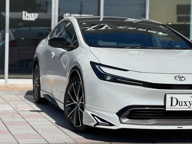 プリウス Ｚ　モデリスタエアロ（Ｆ／Ｓ／Ｒ）　パノラマルーフ　デジタルインナーミラー　寒冷地仕様　１２．３インチディスプレイオーディオ　パノラミックビューモニター　ブラインドスポットモニター　純正１９インチＡＷ（23枚目）