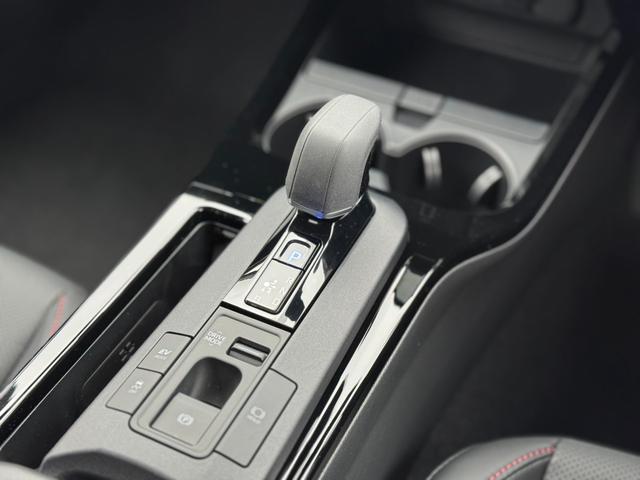 プリウス Ｚ　モデリスタエアロ（Ｆ／Ｓ／Ｒ）　パノラマルーフ　デジタルインナーミラー　寒冷地仕様　１２．３インチディスプレイオーディオ　パノラミックビューモニター　ブラインドスポットモニター　純正１９インチＡＷ（64枚目）