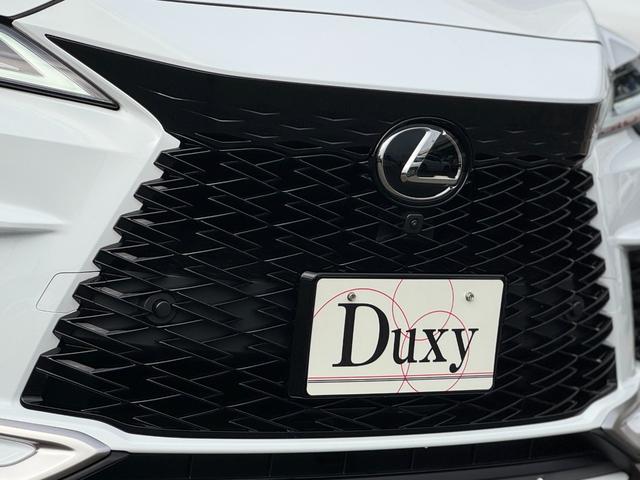 ＲＸ ＲＸ３５０　Ｆスポーツ　ＴＲＤエアロ（Ｆ／Ｓ／Ｒ／マフラー）　パノラマルーフ　オレンジキャリパー　ルーフレール　赤レザーシート　純正２１インチＡＷ　ヘッドアップディスプレイ　１４インチディスプレイ　パノラミックビューモニター（17枚目）