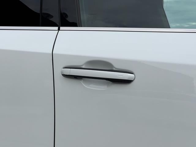 ＲＸ ＲＸ３５０　Ｆスポーツ　ＴＲＤエアロ（Ｆ／Ｓ／Ｒ／マフラー）　パノラマルーフ　オレンジキャリパー　ルーフレール　赤レザーシート　純正２１インチＡＷ　ヘッドアップディスプレイ　１４インチディスプレイ　パノラミックビューモニター（28枚目）