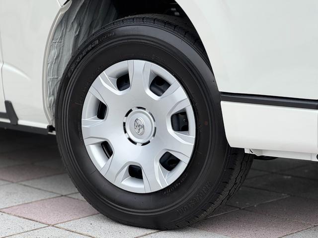 ハイエースバン ロングスーパーGL ダークプライムS アルパイン11インチフローティングナビ パノラミックビューモニター デジタルインナーミラー 寒冷地仕様 両側パワースライドドア 黒ハーフレザーシート スカッフプレート トヨタセーフティーセンス ETC(29枚目)