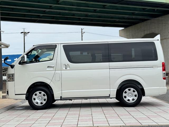 ハイエースバン ロングスーパーGL ダークプライムS アルパイン11インチフローティングナビ パノラミックビューモニター デジタルインナーミラー 寒冷地仕様 両側パワースライドドア 黒ハーフレザーシート スカッフプレート トヨタセーフティーセンス ETC(31枚目)