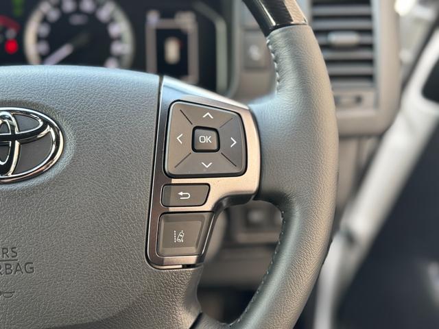 ハイエースバン ロングスーパーGL ダークプライムS アルパイン11インチフローティングナビ パノラミックビューモニター デジタルインナーミラー 寒冷地仕様 両側パワースライドドア 黒ハーフレザーシート スカッフプレート トヨタセーフティーセンス ETC(68枚目)