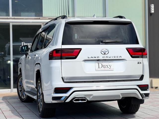 ランドクルーザー ＺＸ　モデリスタエアロ（Ｆ／Ｓ／Ｒ）　ＪＢＬプレミアムサウンド　リアエンターテイメント　タイヤ空気圧警報システム　リア電動デフロック　ルーフレール　ムーンルーフ　マルチテレインモニター　ベージュレザーシート（7枚目）