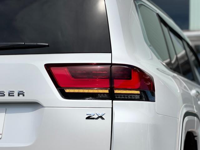 ランドクルーザー ＺＸ　モデリスタエアロ（Ｆ／Ｓ／Ｒ）　ＪＢＬプレミアムサウンド　リアエンターテイメント　タイヤ空気圧警報システム　リア電動デフロック　ルーフレール　ムーンルーフ　マルチテレインモニター　ベージュレザーシート（48枚目）