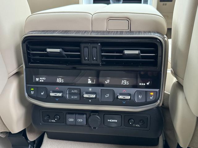 ランドクルーザー ＺＸ　モデリスタエアロ（Ｆ／Ｓ／Ｒ）　ＪＢＬプレミアムサウンド　リアエンターテイメント　タイヤ空気圧警報システム　リア電動デフロック　ルーフレール　ムーンルーフ　マルチテレインモニター　ベージュレザーシート（78枚目）