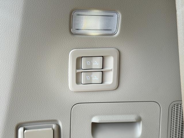 ランドクルーザー ＺＸ　モデリスタエアロ（Ｆ／Ｓ／Ｒ）　ＪＢＬプレミアムサウンド　リアエンターテイメント　タイヤ空気圧警報システム　リア電動デフロック　ルーフレール　ムーンルーフ　マルチテレインモニター　ベージュレザーシート（79枚目）