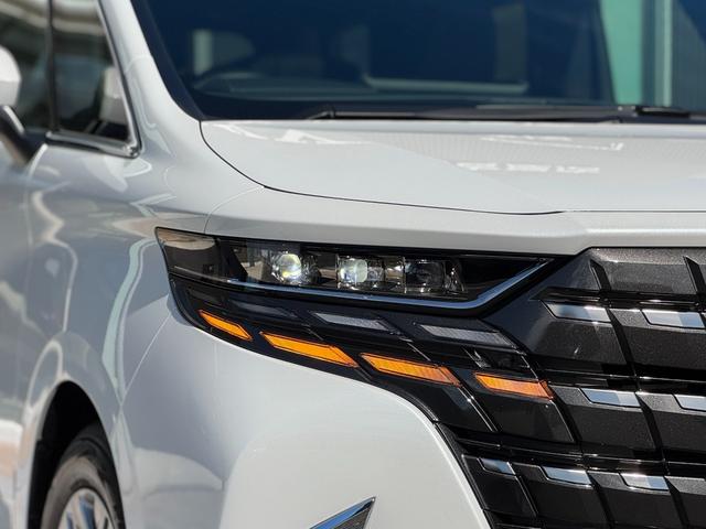 ＬＥＤヘッドライトで暗い夜道も明るく照らしてくれます☆