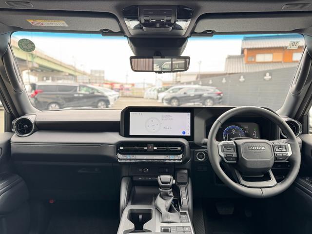ランドクルーザー２５０ ＶＸ　モデリスタパッケージ　シグネチャーイルミ　オーバーフェンダー／フェンダー／リアステップガード　トヨタチームメイトアドバンストドライブ　ムーンルーフ　デジタルインナーミラー　パノラミックビューモニター（8枚目）