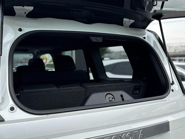 ランドクルーザー２５０ ＶＸ　モデリスタパッケージ　シグネチャーイルミ　オーバーフェンダー／フェンダー／リアステップガード　トヨタチームメイトアドバンストドライブ　ムーンルーフ　デジタルインナーミラー　パノラミックビューモニター（43枚目）