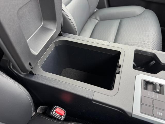 ランドクルーザー２５０ ＶＸ　モデリスタパッケージ　シグネチャーイルミ　オーバーフェンダー／フェンダー／リアステップガード　トヨタチームメイトアドバンストドライブ　ムーンルーフ　デジタルインナーミラー　パノラミックビューモニター（68枚目）