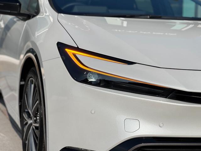 プリウス Ｚ　ＧＲエアロ（Ｆ／Ｒ）　デジタルインナーミラー　赤レザー　ドライブレコーダー　１２．３インチディスプレイ　パノラミックビューモニター　ブラインドスポットモニター　トヨタチームメイトアドバンストパーク（21枚目）