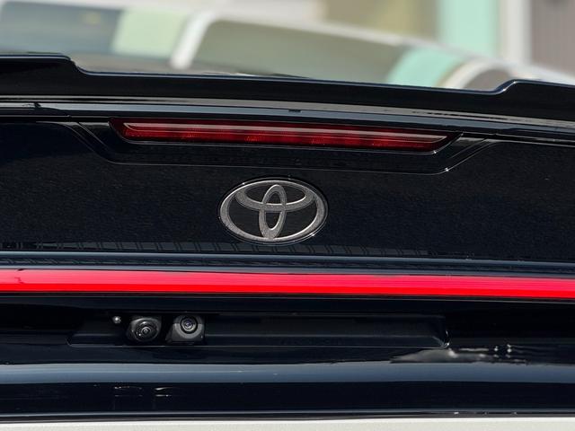 プリウス Ｚ　ＧＲエアロ（Ｆ／Ｒ）　デジタルインナーミラー　赤レザー　ドライブレコーダー　１２．３インチディスプレイ　パノラミックビューモニター　ブラインドスポットモニター　トヨタチームメイトアドバンストパーク（38枚目）