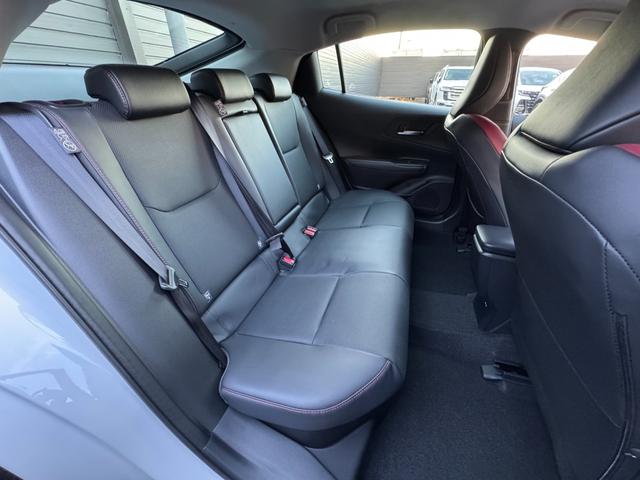 プリウス Ｚ　ＧＲエアロ（Ｆ／Ｒ）　デジタルインナーミラー　赤レザー　ドライブレコーダー　１２．３インチディスプレイ　パノラミックビューモニター　ブラインドスポットモニター　トヨタチームメイトアドバンストパーク（45枚目）