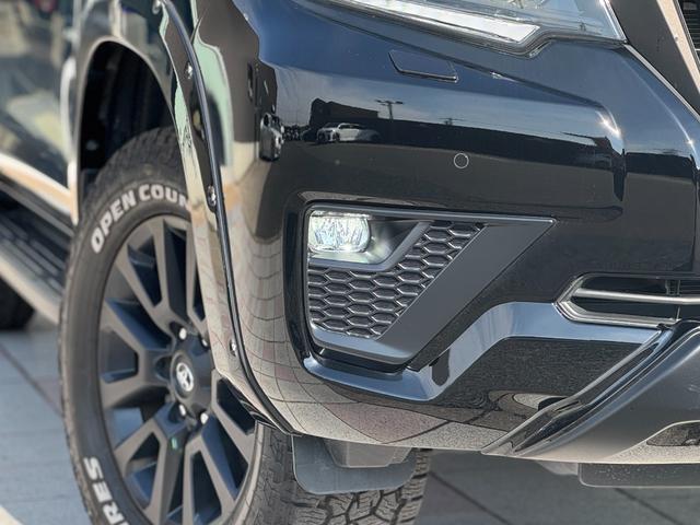 ランドクルーザープラド ＴＸ　Ｌパッケージ　マットブラックエディション　ダブルエイト（Ｆ／Ｓ／Ｒ／４本出しマフラー）　アルパイン１２型デジタルインナーミラー　メーカーナビ　寒冷地仕様　純正１８インチＡＷホワイトレター　ブラインドスポットモニター　パノラミックビューモニター（24枚目）