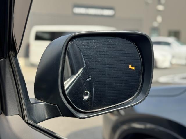 ランドクルーザープラド ＴＸ　Ｌパッケージ　マットブラックエディション　ダブルエイト（Ｆ／Ｓ／Ｒ／４本出しマフラー）　アルパイン１２型デジタルインナーミラー　メーカーナビ　寒冷地仕様　純正１８インチＡＷホワイトレター　ブラインドスポットモニター　パノラミックビューモニター（74枚目）