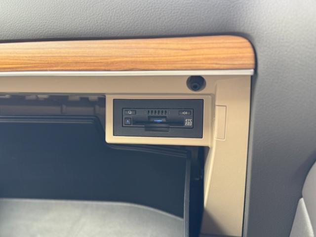 ランドクルーザープラド ＴＸ　Ｌパッケージ　マットブラックエディション　ダブルエイト（Ｆ／Ｓ／Ｒ／４本出しマフラー）　アルパイン１２型デジタルインナーミラー　メーカーナビ　寒冷地仕様　純正１８インチＡＷホワイトレター　ブラインドスポットモニター　パノラミックビューモニター（76枚目）