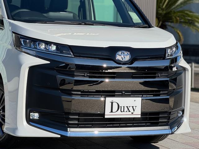 ノア ハイブリッドＳ－Ｚ　４ＷＤ　１３．２型有機ＥＬ後席モニター　快適利便パッケージｈｉｇｈ　ユニバーサルステップ　３眼ＬＥＤヘッドライト　トヨタチームメイトアドバンストパーク　デジタルミラー　ＣＤ／ＤＶＤデッキ　寒冷地仕様（18枚目）