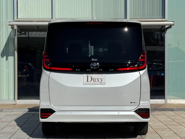 ノア ハイブリッドＳ－Ｚ　４ＷＤ　１３．２型有機ＥＬ後席モニター　快適利便パッケージｈｉｇｈ　ユニバーサルステップ　３眼ＬＥＤヘッドライト　トヨタチームメイトアドバンストパーク　デジタルミラー　ＣＤ／ＤＶＤデッキ　寒冷地仕様（33枚目）