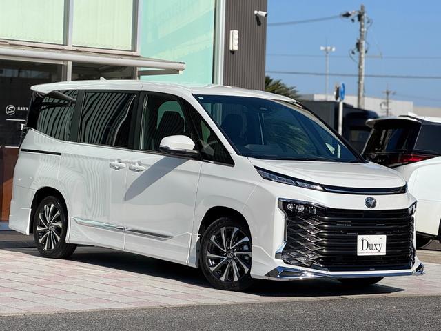 ヴォクシー ハイブリッドＳ－Ｚ　１３．２型有機ＥＬ後席モニター　モデリスタエアロ（Ｆ／Ｓ／Ｒ）　快適利便パッケージｈｉｇｈ　ユニバーサルステップ　トヨタチームメイト　ヘッドアップディスプレイ　３眼ＬＥＤヘッドライト　デジタルミラー（11枚目）