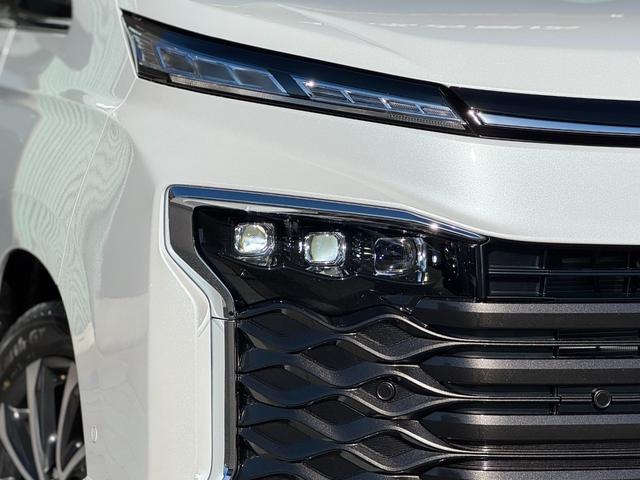 ヴォクシー ハイブリッドＳ－Ｚ　１３．２型有機ＥＬ後席モニター　モデリスタエアロ（Ｆ／Ｓ／Ｒ）　快適利便パッケージｈｉｇｈ　ユニバーサルステップ　トヨタチームメイト　ヘッドアップディスプレイ　３眼ＬＥＤヘッドライト　デジタルミラー（21枚目）