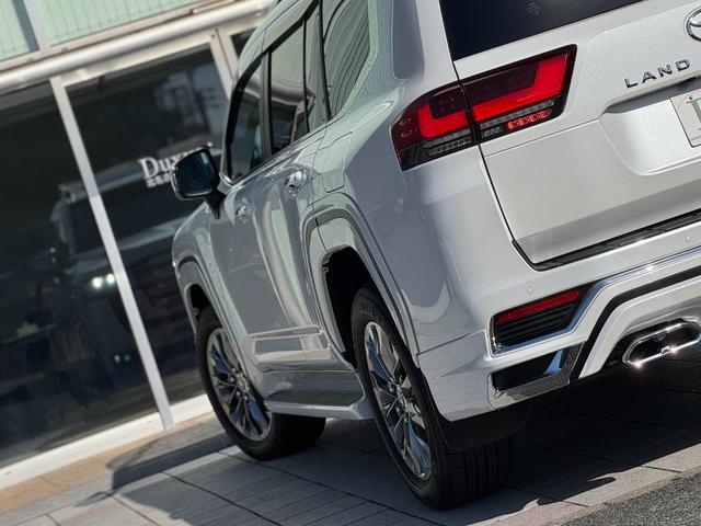 ランドクルーザー ＺＸ　モデリスタエアロ（Ｆ／Ｓ／Ｒ）　ＪＢＬプレミアムサウンド　リアエンターテイメント　黒ルーフレール　寒冷地仕様　１２．３型アルパインデジタルインナーミラー　ベージュレザーシート　パノラミックビューモニタ（40枚目）