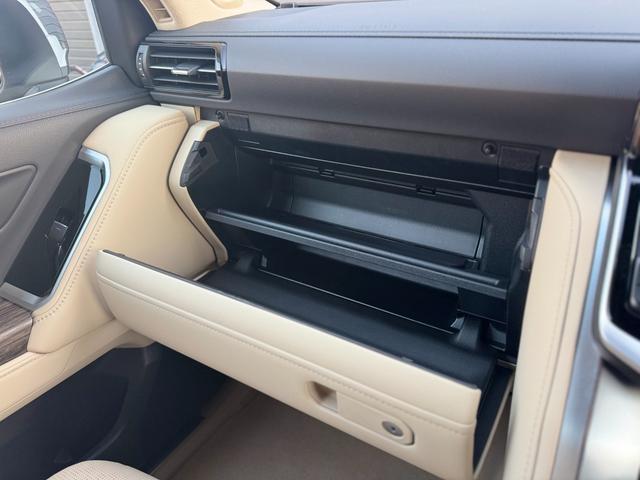 ランドクルーザー ＺＸ　モデリスタエアロ（Ｆ／Ｓ／Ｒ）　ＪＢＬプレミアムサウンド　リアエンターテイメント　黒ルーフレール　寒冷地仕様　１２．３型アルパインデジタルインナーミラー　ベージュレザーシート　パノラミックビューモニタ（76枚目）