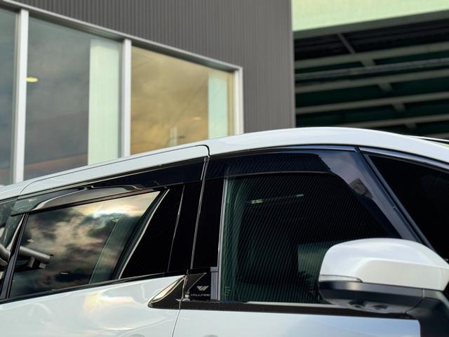 ヴェルファイアハイブリッド Z プレミア 13.2型有機EL後席モニター ユニバーサルステップ デジタルインナーミラー 左右独立ムーンルーフ パノラミックビューモニター ブラインドスポットモニター 14インチディスプレイオーディオ 黒レザー(21枚目)