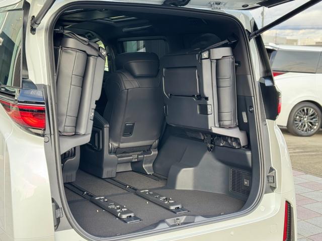 ヴェルファイアハイブリッド Z プレミア 13.2型有機EL後席モニター ユニバーサルステップ デジタルインナーミラー 左右独立ムーンルーフ パノラミックビューモニター ブラインドスポットモニター 14インチディスプレイオーディオ 黒レザー(35枚目)