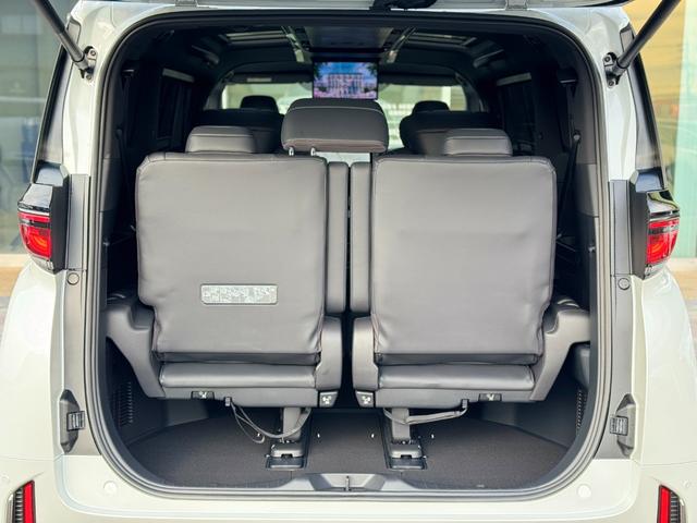 ヴェルファイアハイブリッド Z プレミア 13.2型有機EL後席モニター ユニバーサルステップ デジタルインナーミラー 左右独立ムーンルーフ パノラミックビューモニター ブラインドスポットモニター 14インチディスプレイオーディオ 黒レザー(42枚目)